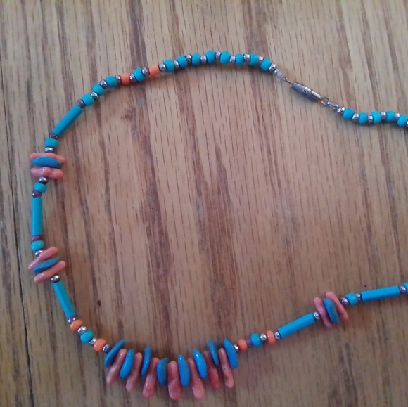 Vintage Turquoise & Coral Colored Choker - Picture 2 of 2